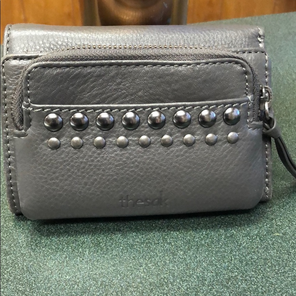 The Sak - small grey, leather wallet.